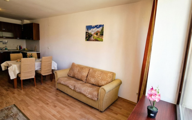 Penthouse Duplex Large 2 Bedroom MP1