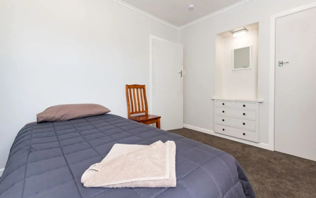Waitangi Beach Bach 30B