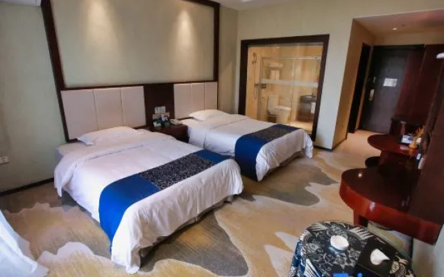 Guifeng Hotel Zhenfeng