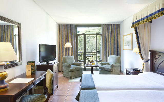 Parador De Cangas De Onis
