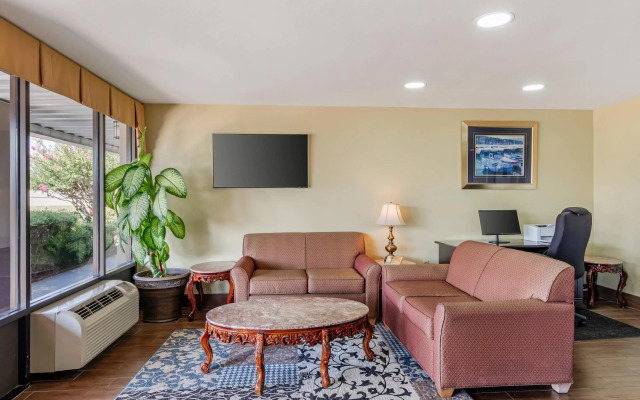Quality Inn Paris