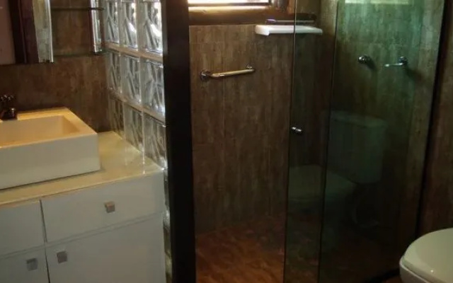 Falcon Guest Suites