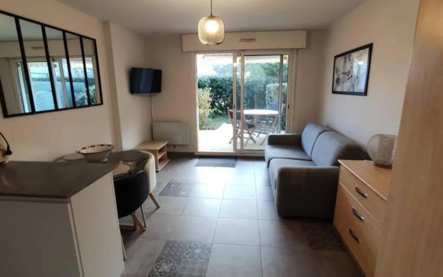 Studio meublé à 2 minutes à pied de la plage.