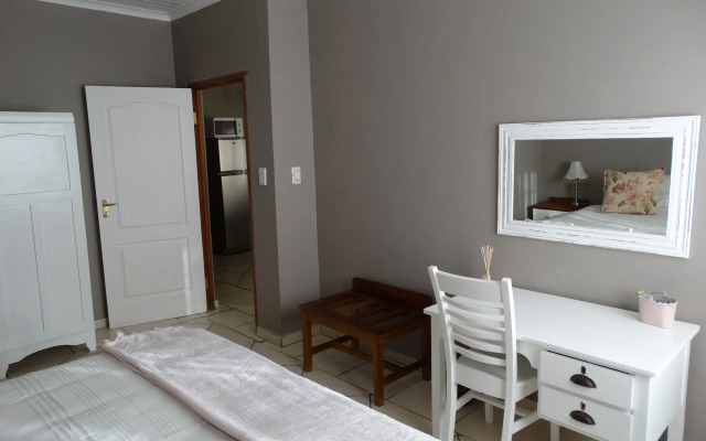 By the Way Guesthouse