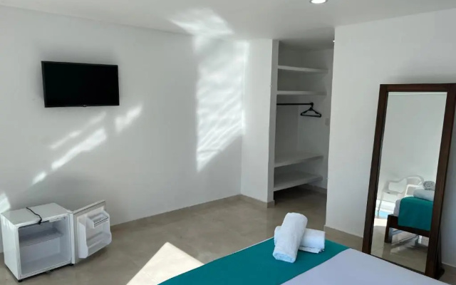 Mayva AprtaHotel