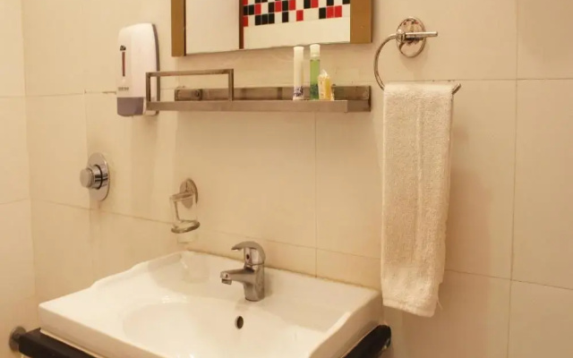 Hotel Gian Residency