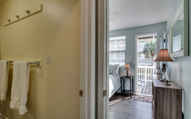 Moonraker #3 - 1 Br Condo