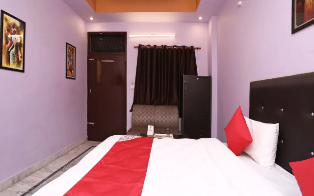 Collection O 12490 Hotel Paradise Plaza