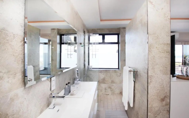 C' la Vie Luxury Accommodation & Spa