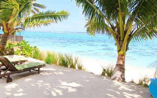 Moana Sands in Rarotonga, Cook Islands from 451$, photos, reviews - zenhotels.com beach