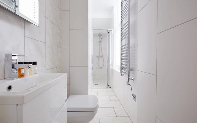 Deluxe 1BR in West End by Sonder