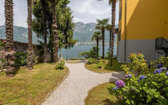 Terrace on the Lake