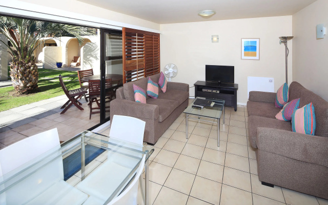 Onetangi Beach Apartments