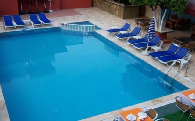 Lemoral Apart Otel