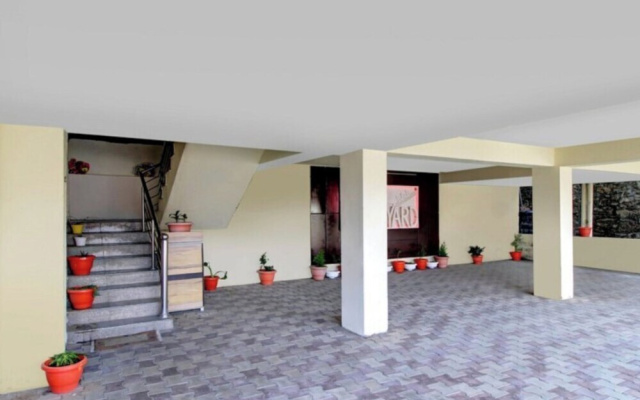 Uphill Courtyard on Hilltop 4 km Mall Road