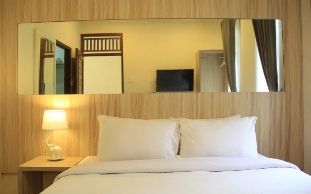 CLV Hotel & Villa