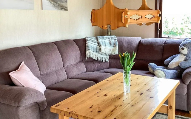 6 Person Holiday Home in Hjarnarp