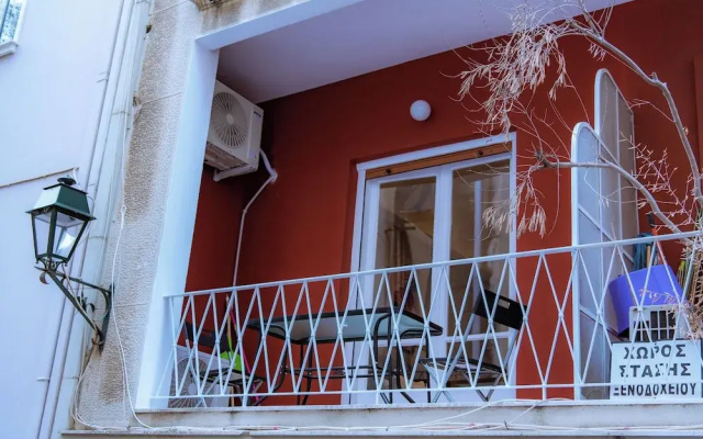 Plaka Apartment