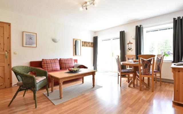 Quaint Apartment in Insel Poel near Beach