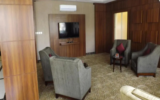 Baron Palace - Almasif Hotel Apartments