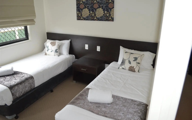 Injune Motor Inn