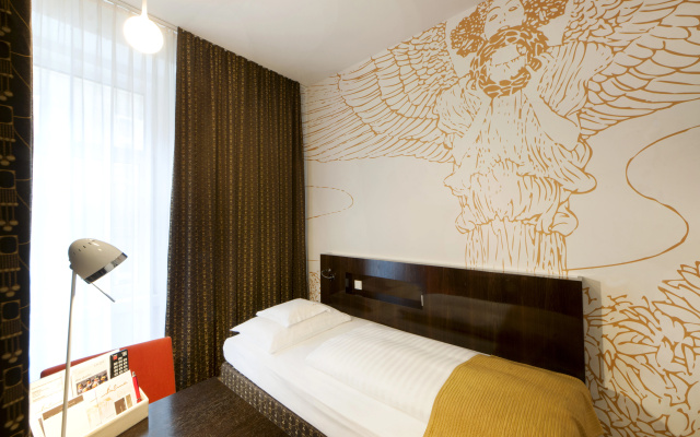 Alma Boutique Hotel