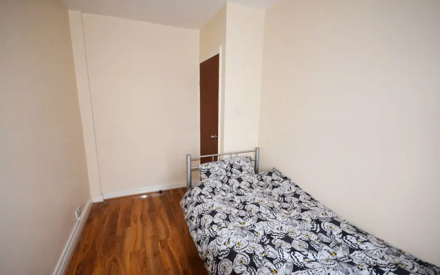 London Luxury 7 Bedroom Holiday Let