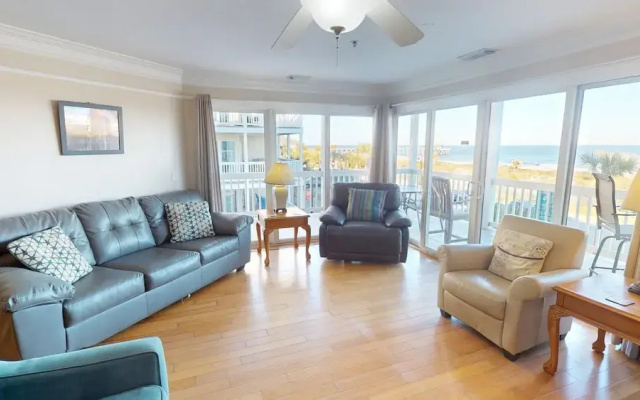 Pelican Point by Tybee Vacation Rentals
