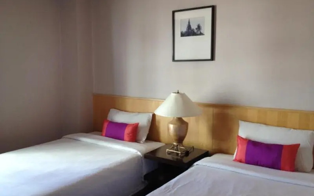 Gardengrove Suites Serviced Apartment