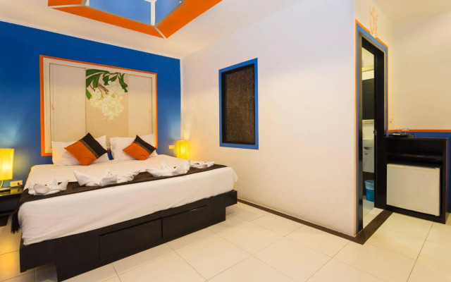 2C Phuket Hotel