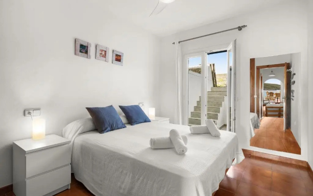 Tramontana Apartment 99BJ