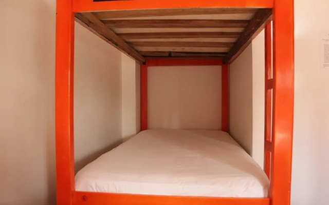 Bike and Dive Hostel