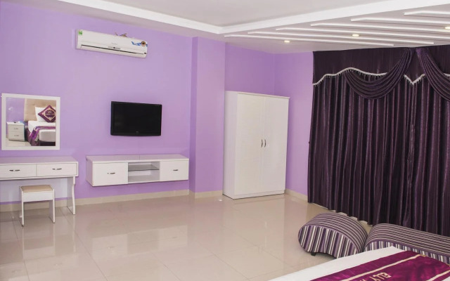 Elly Hotel Hanoi