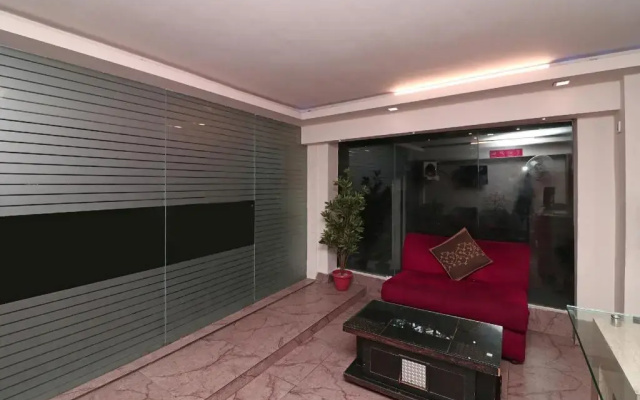 Hotel Yo-94 By OYO Rooms