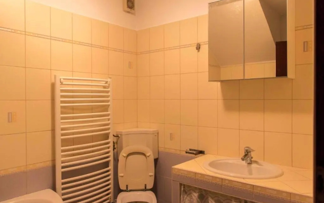 Apartment Aria