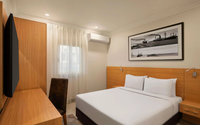 Mercure Ismailia Forsan Island Hotel