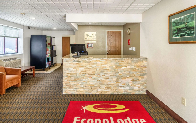 Econo Lodge Cadillac