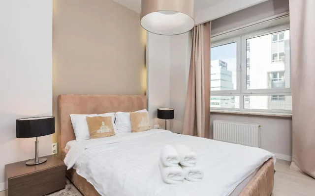 Platinum Towers by Premium Apartments