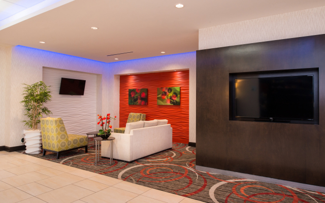 Holiday Inn Express & Suites Monroe by IHG
