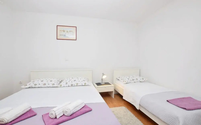 Apartment Maja