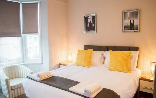 Alexandra Place - Serviced Apartments