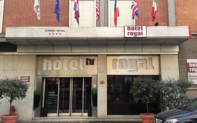 Hotel The Originals Turin Royal (ex Qualys-Hotel) вид на фасад