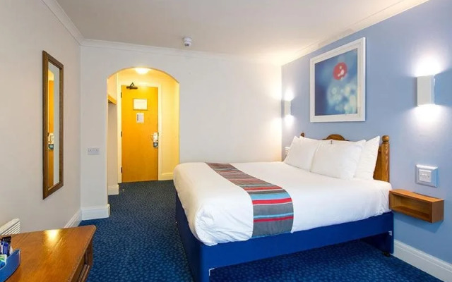 Travelodge Cardiff Airport