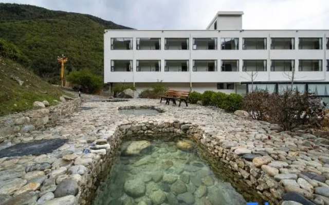 Mushan Tingxue · Wenquan Homestay (Kangding)