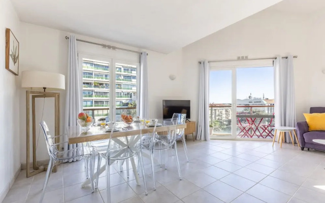Duplex 2 Chambres -balcon-parking- Carnota2b269