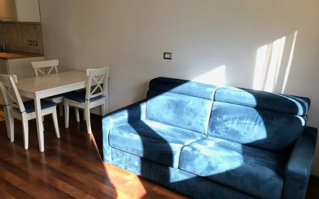 Emerald 36 Studio