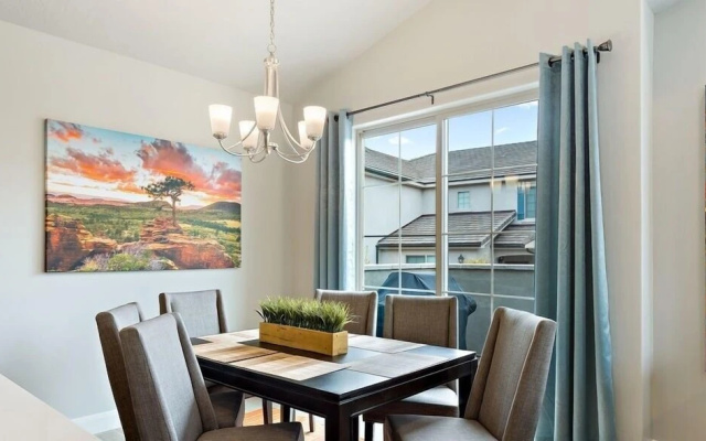 Spacious Villa Just Minutes from Downtown St. George by Redawning