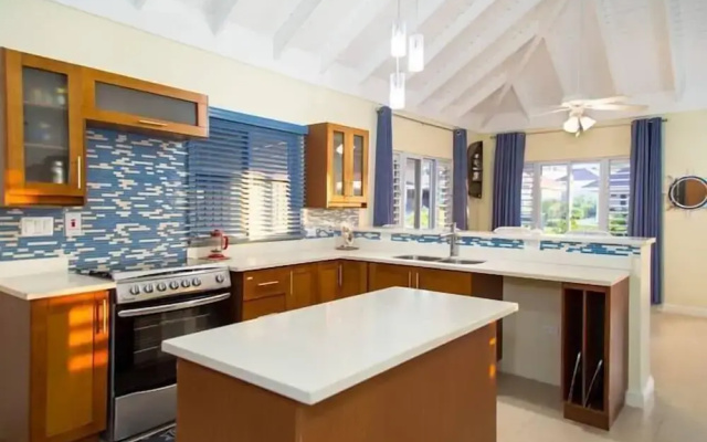 Relaxing Stay - Richmond Estate - 15mins Ocho Rios