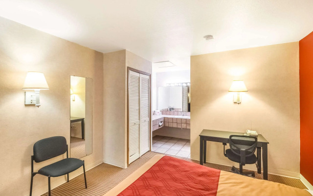 Econo Lodge Fredericksburg