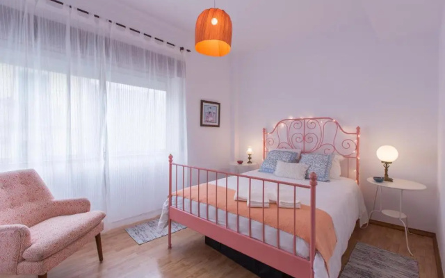 Light Filled Apartment + Free Pick-Up, By TimeCooler